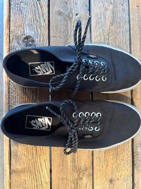 Vans Black Low-Top Canvas Sneakers with Dotted Laces
